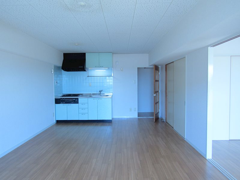 半田第3ロイヤルマンション  リビング