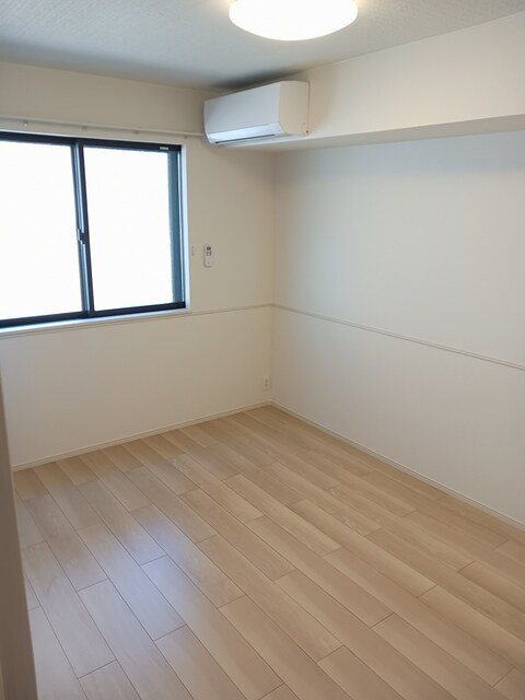 ジュネス寺本 ベッドルーム