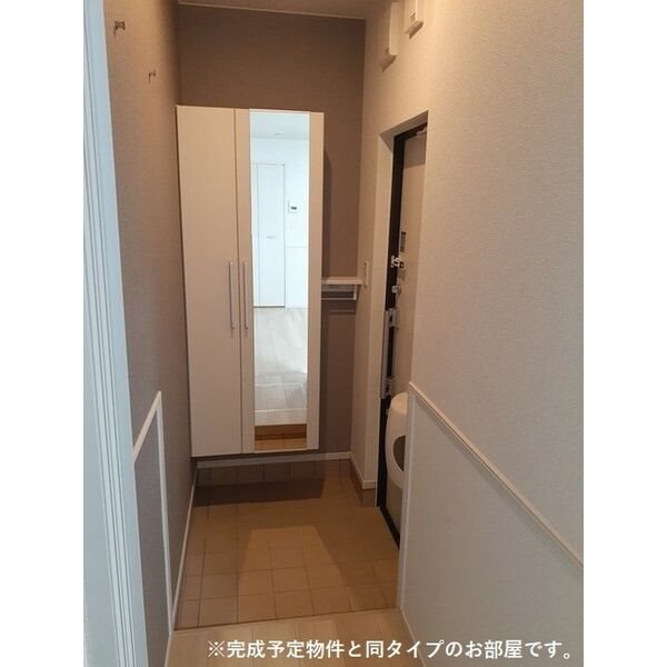グラ&amp;mdash;ヴェ御幸 玄関