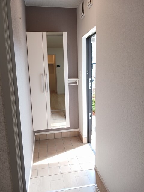 グラーヴェ御幸 玄関