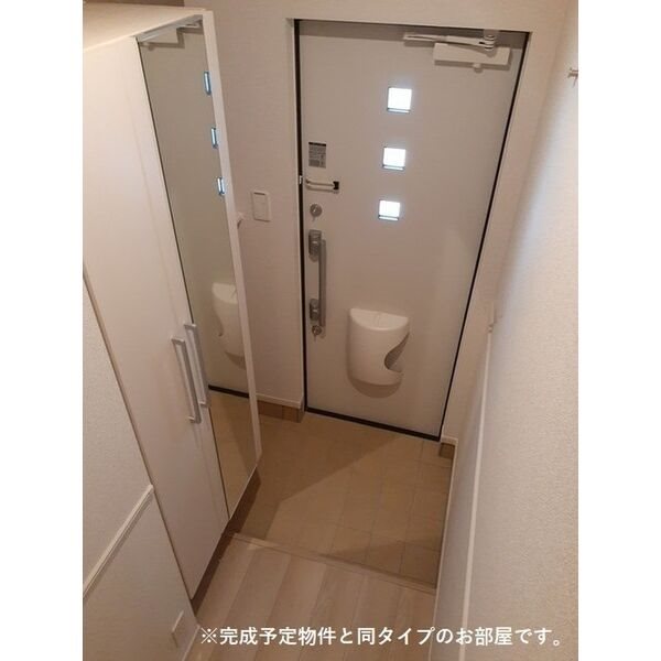 グラ&amp;mdash;ヴェ御幸 玄関