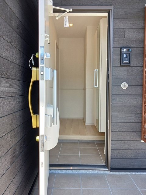 サンライズヒルズⅡ 玄関