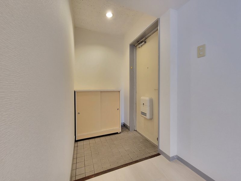 半田第3ロイヤルマンション  玄関
