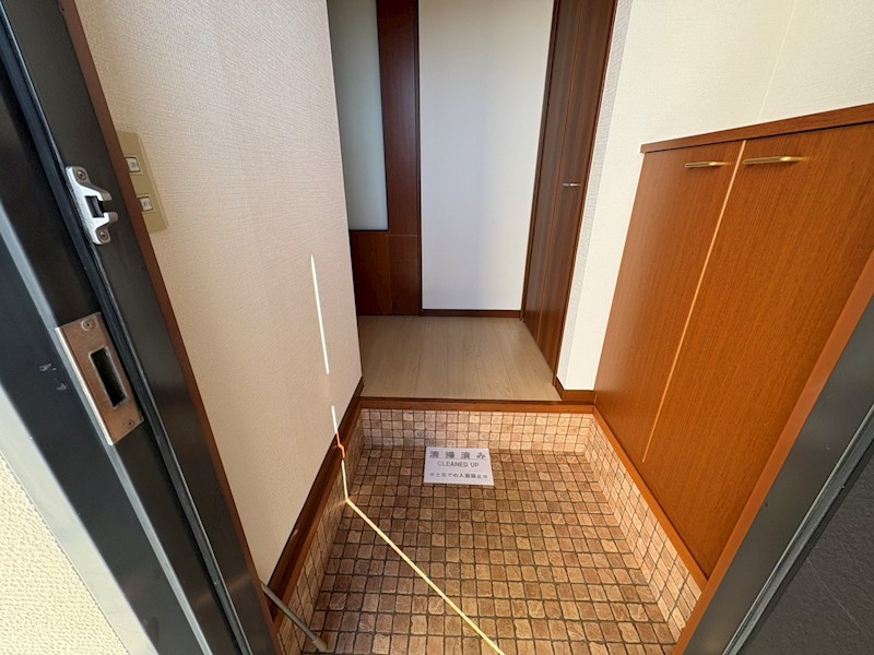 グレイス港町 玄関