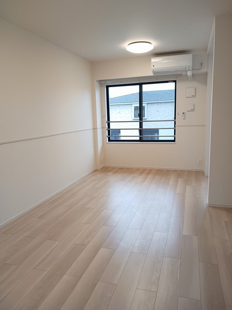 メゾン　ハナビシ　B リビング