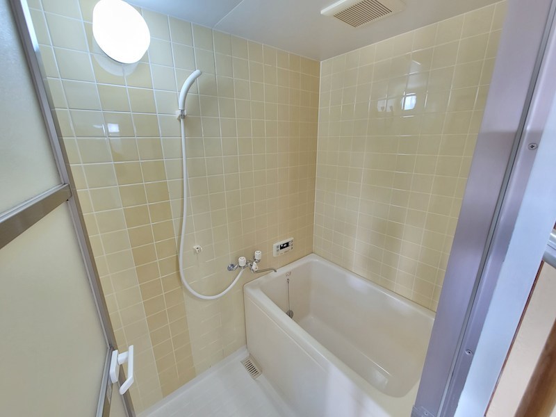 ウエストイン 風呂画像