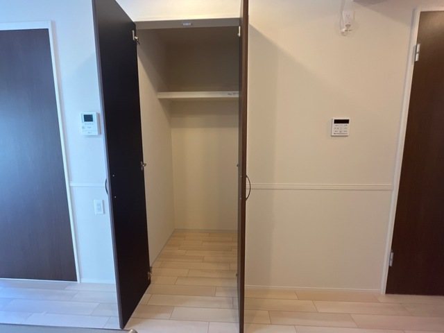 ヴェルニース その他8