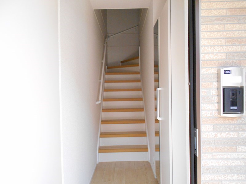 ニシルラッキーキャット 玄関