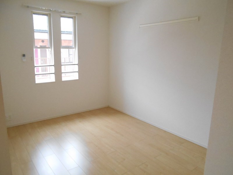 ニシルラッキーキャット ベッドルーム