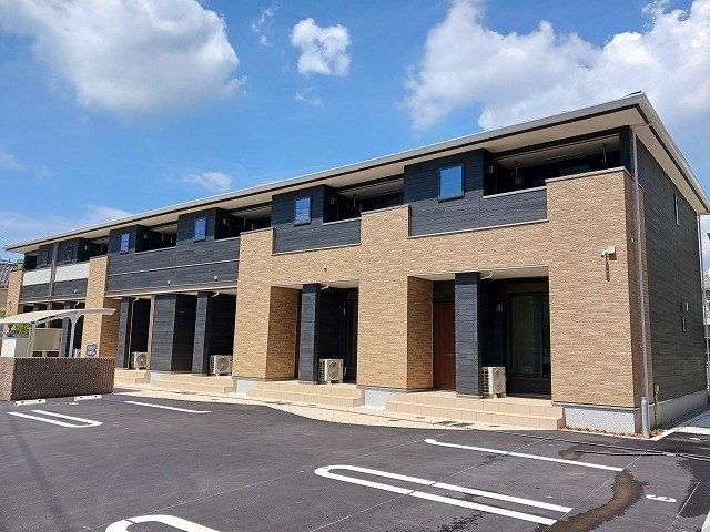 グラーヴェ御幸 107号室 外観