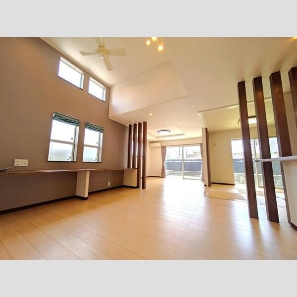 新舞子大瀬戸建 リビング