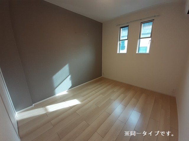 ジュネス　ＨＡＹＡＫＡＷＡ　Ⅲ ベッドルーム