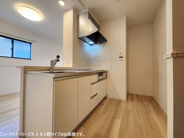 ジュネス　ＨＡＹＡＫＡＷＡ　Ⅲ キッチン