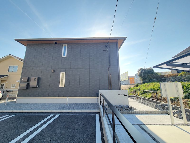 エルノワール 102号室 外観