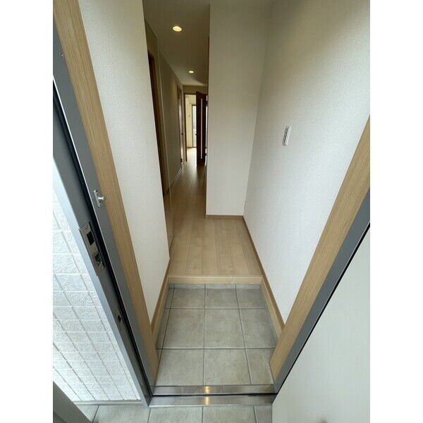 クレール　花園 玄関