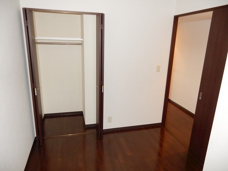 キャッスル常滑 ベッドルーム