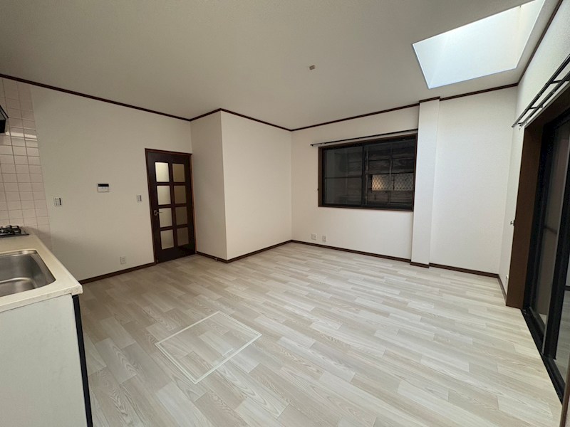 市場町4丁目貸家 リビング