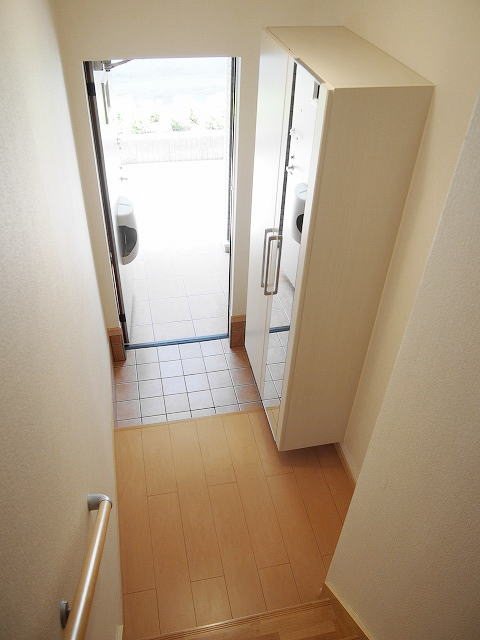 エアリーヒルⅠ 玄関