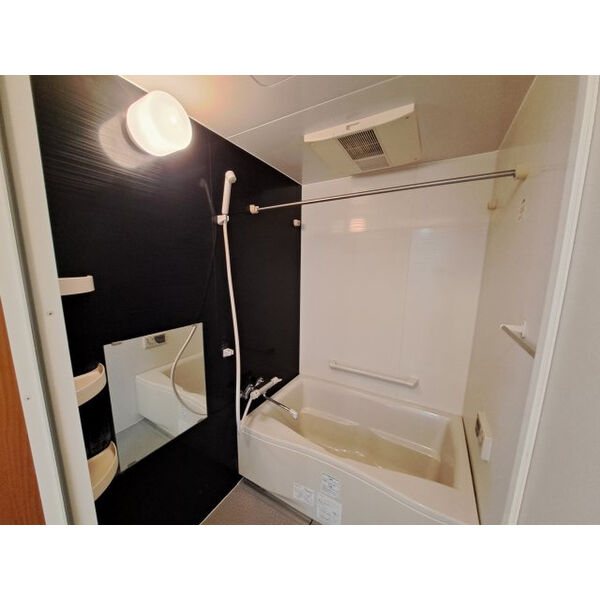 レジオンドヌール 風呂画像