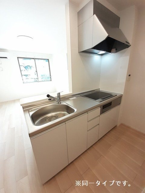 ミナ　タウン キッチン