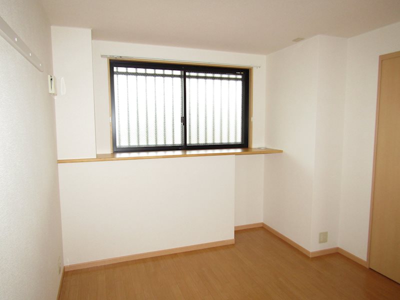 ハッピーガーデン ベッドルーム