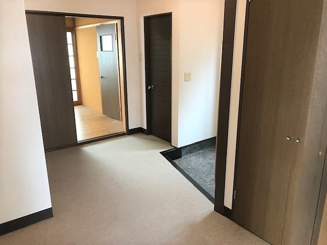 KKビル 玄関