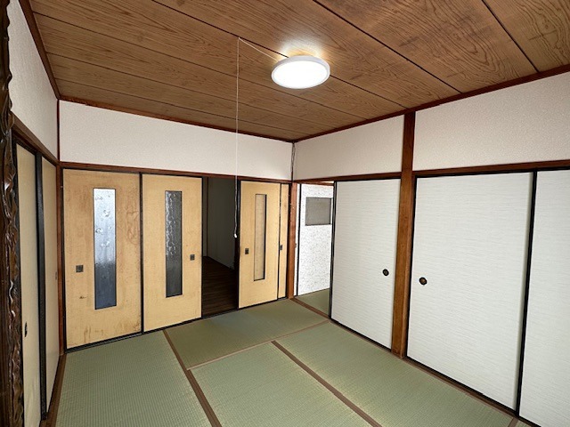 末町貸家 ベッドルーム
