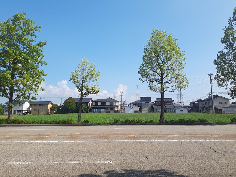砺波市杉木5丁目貸土地  外観
