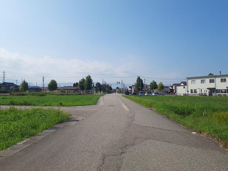 砺波市杉木5丁目貸土地  外観