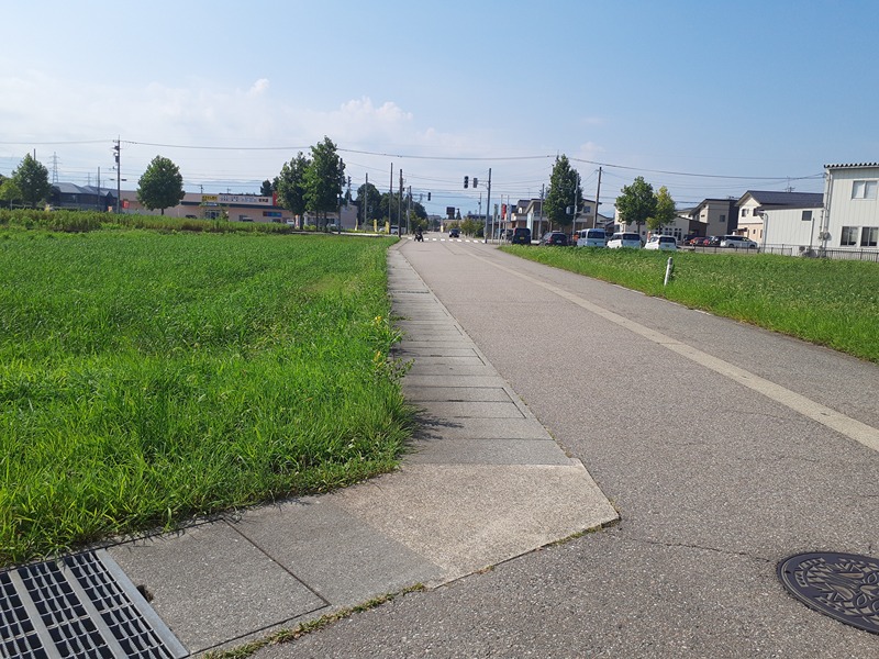 砺波市杉木5丁目貸土地  外観