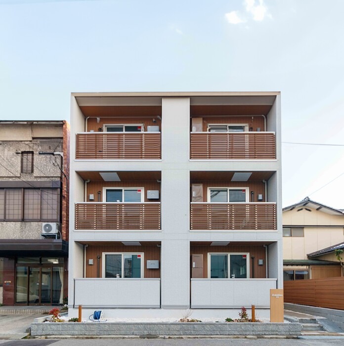 Ｄーｒｅｓｉｄｅｎｃｅ広岡 外観