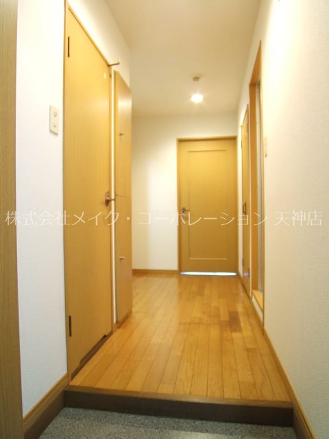 リベルタス大名 玄関