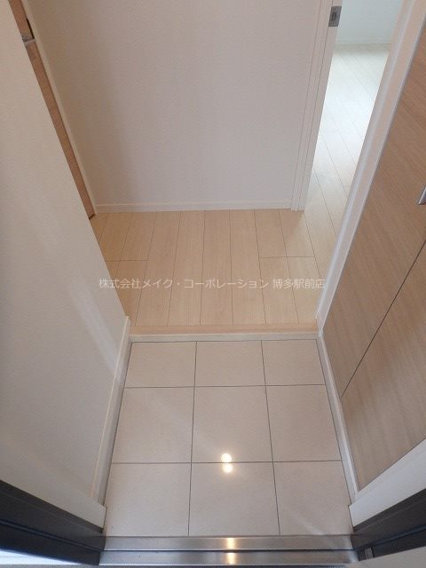 エンクレストＷｉｔｈ天神東 玄関