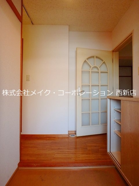 長尾ビル 玄関