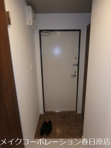 写真は同型タイプ セジュール 玄関