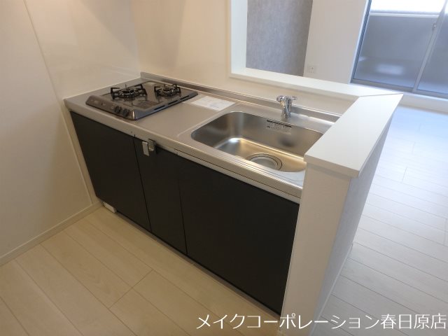 写真は同型タイプ セジュール キッチン