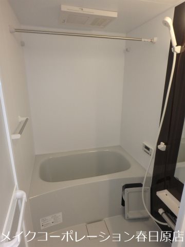 写真は同型タイプ セジュール 風呂画像