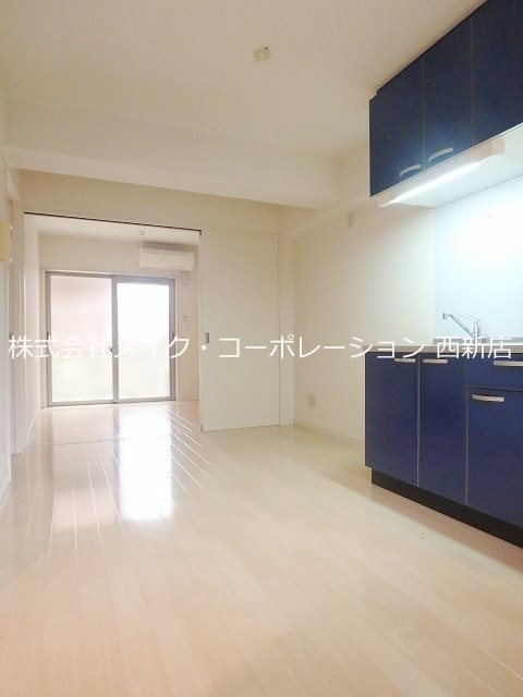 フリージア城南 リビング