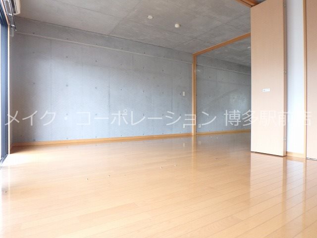 アヴァンティーク その他