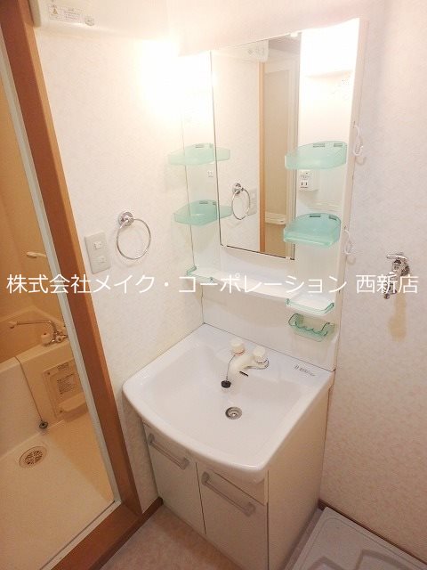 洗面所 メゾン飯倉Ⅱ その他2