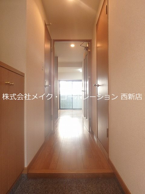 アンジェラス西新Ⅱ～ネット無料～ 玄関