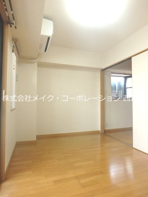 アンジェラス西新Ⅱ～ネット無料～ リビング