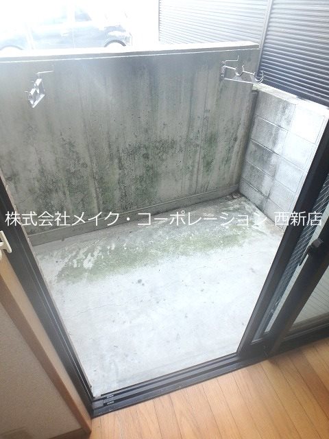 アンジェラス西新Ⅱ～ネット無料～ ベランダ