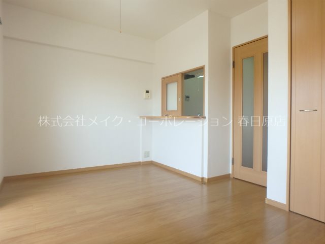 リバーサイド仲畑 リビング