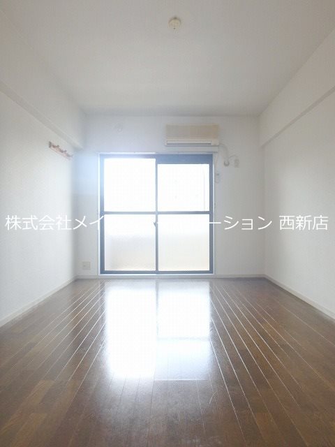 エテルナ荒江～ネット無料～ ベッドルーム