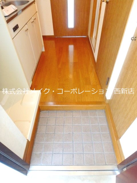 玄関 アゼタビル その他8