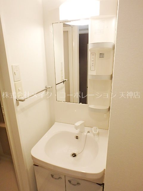 リフェスタ渡辺通 洗面所