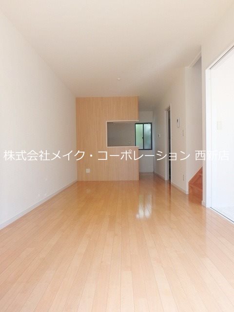 ホワイトメゾン室見 リビング
