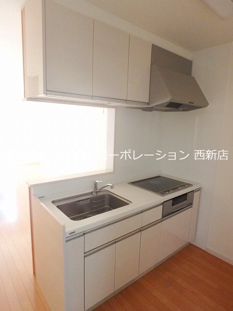 ホワイトメゾン室見 キッチン