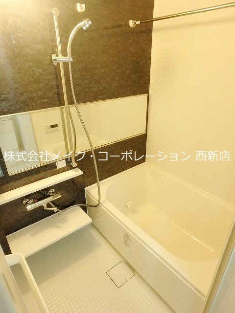 バス エトルシャンス花町~光ネット無料~ 風呂画像